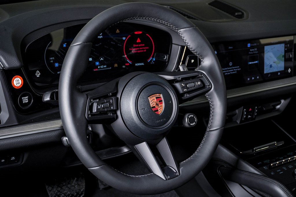 New 2026 Porsche Cayenne image 18