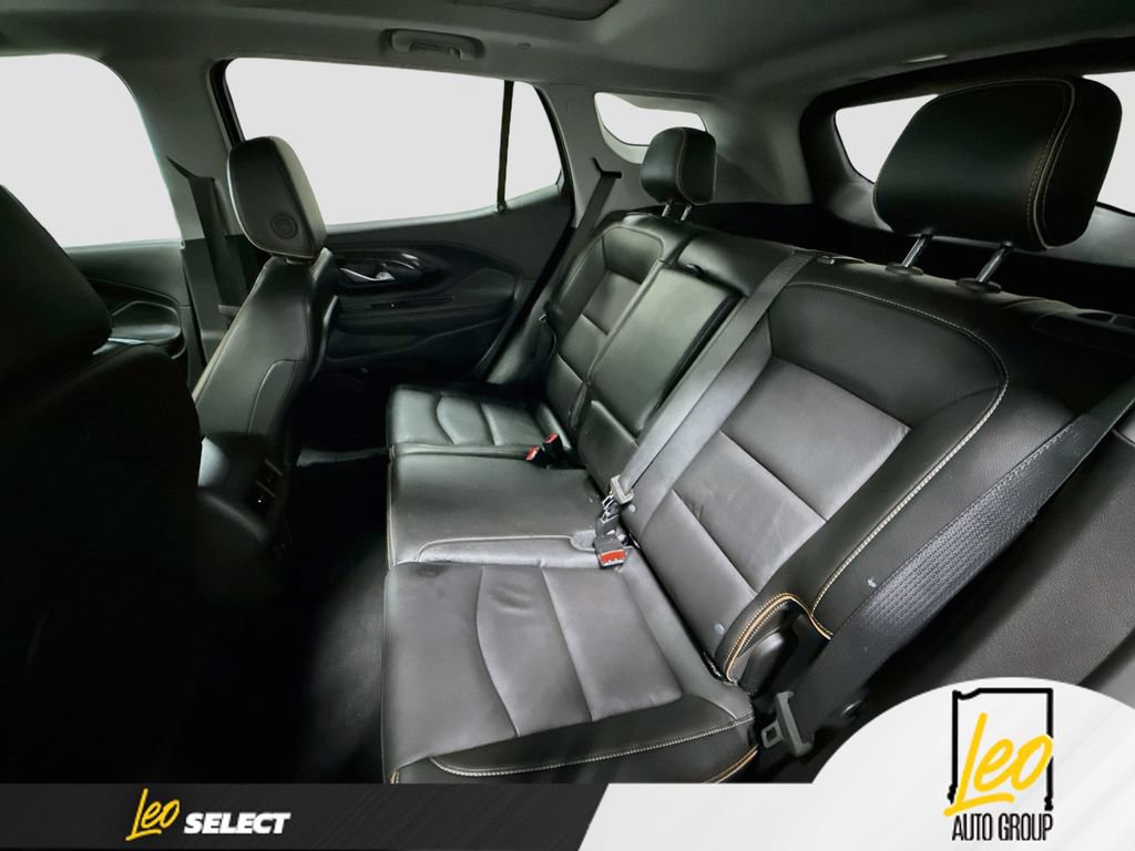 Used 2024 GMC Terrain AT4 w/ Tech Package AWD/4WD image 27
