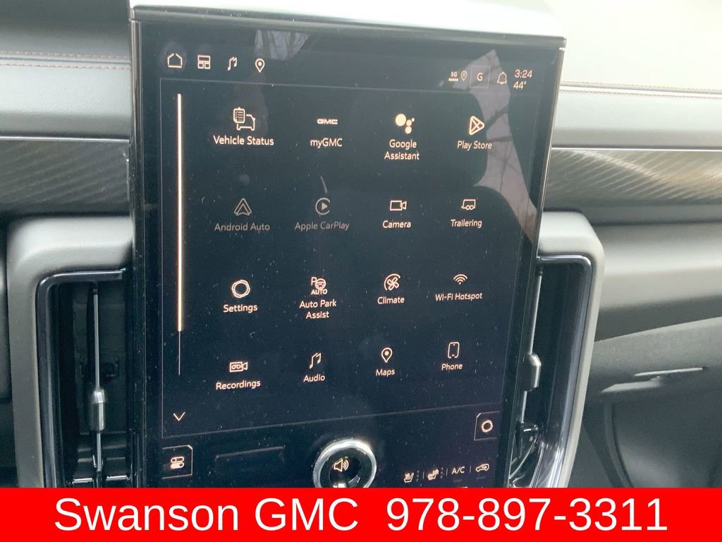 New 2026 GMC Yukon AT4 w/ AT4 Premium Package image 13