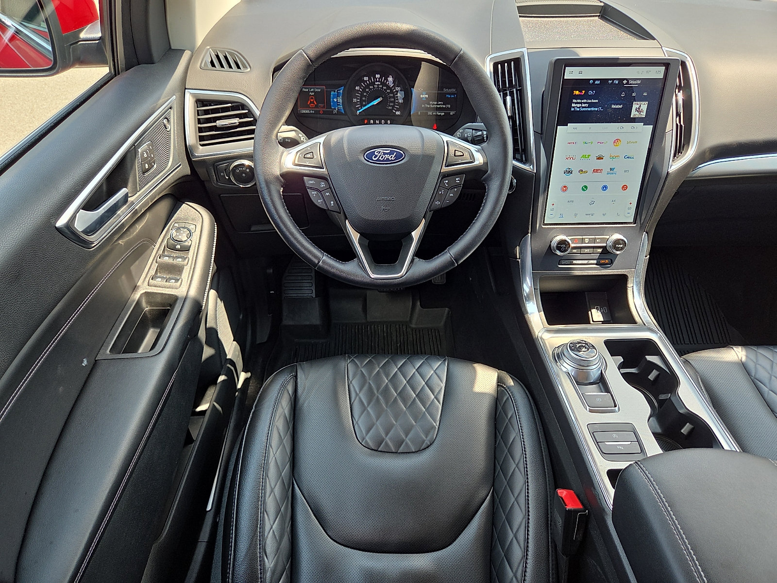 Used 2023 Ford Edge Titanium w/ Equipment Group 301A AWD/4WD image 11
