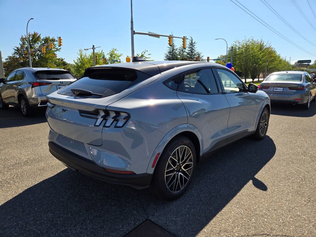 New 2025 Ford Mustang Mach-E Premium image 5
