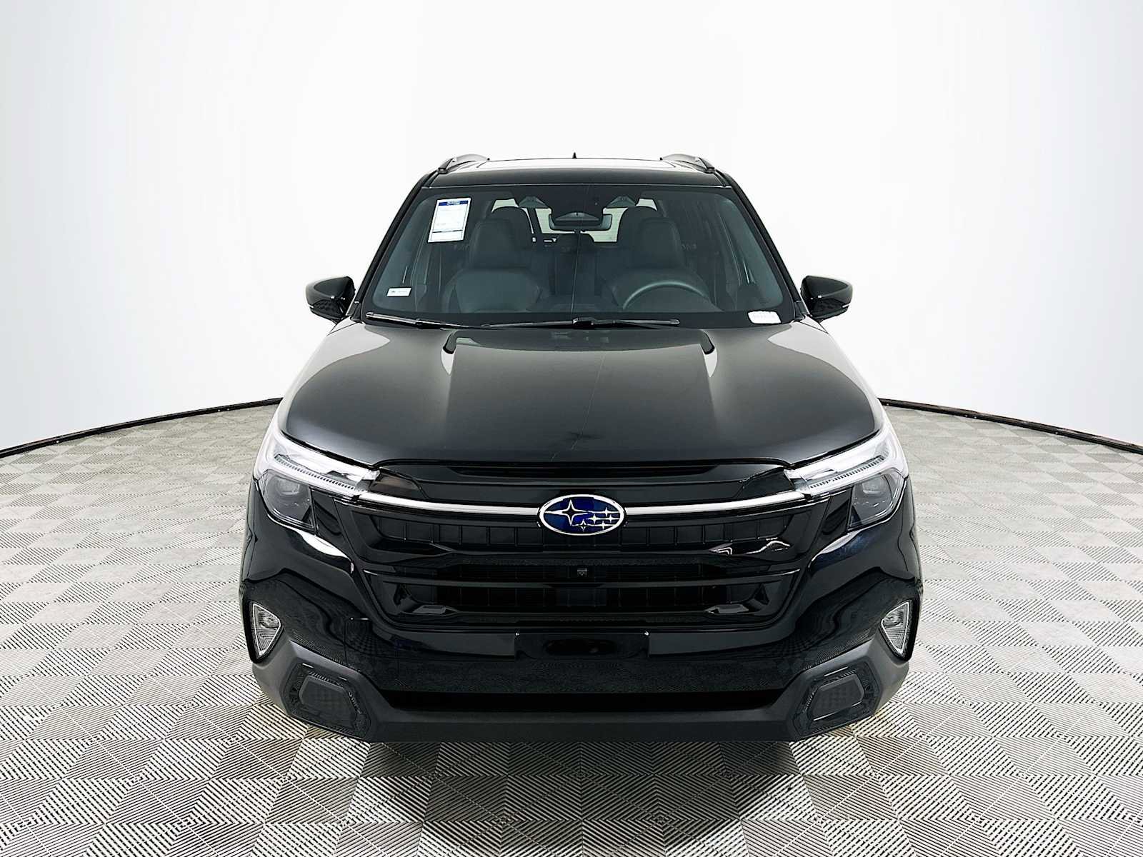 New 2025 Subaru Forester Touring image 2