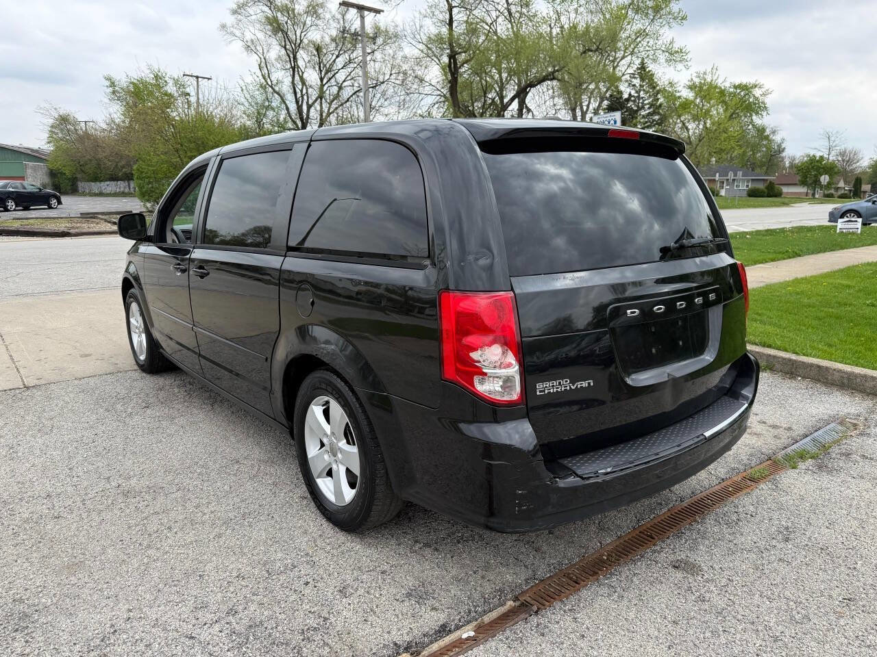 Used 2013 Dodge Grand Caravan SE image 8
