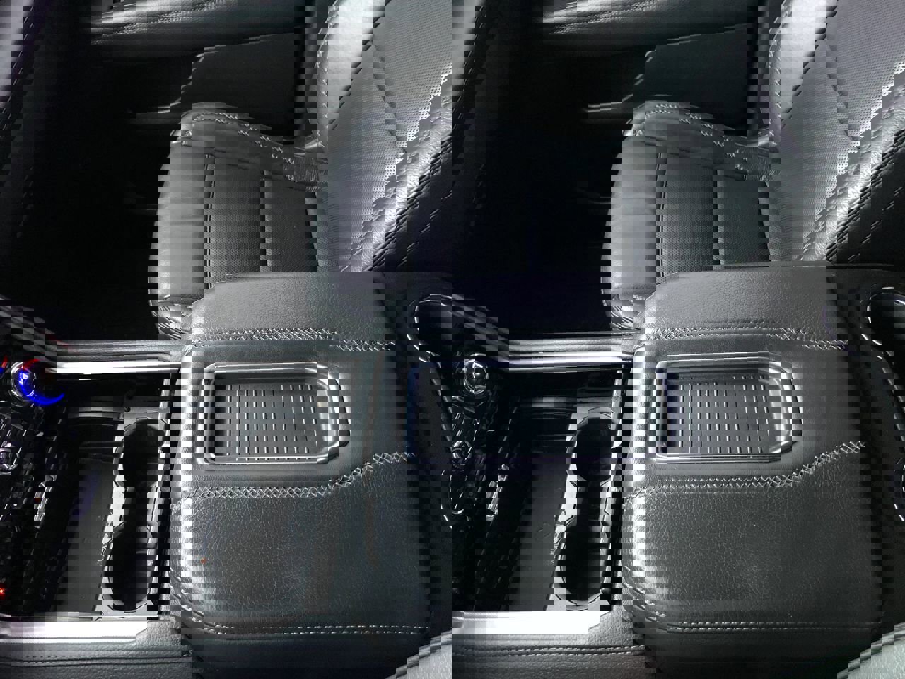 Used 2021 GMC Yukon Denali image 19