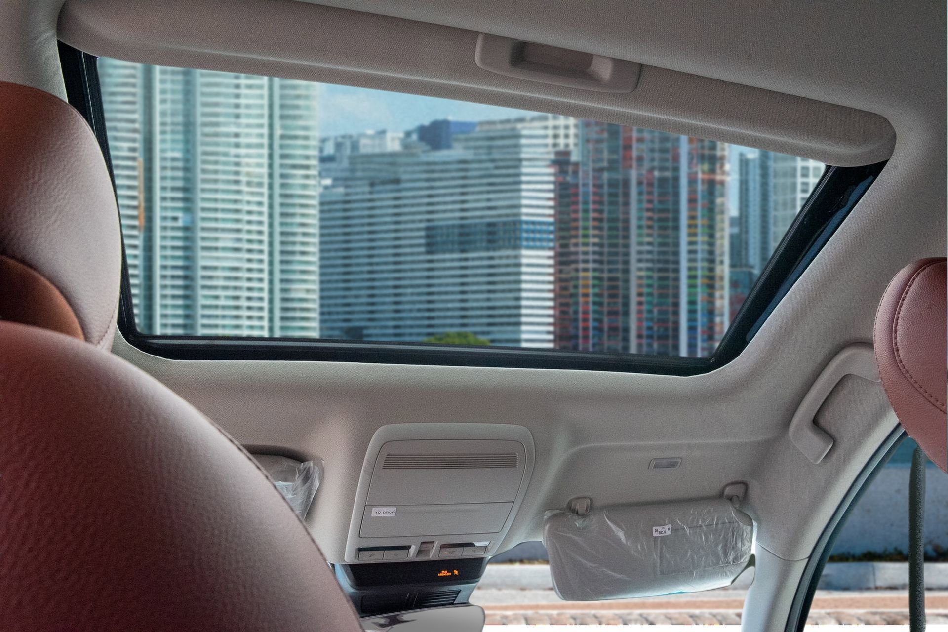 New 2024 MAZDA CX-30 Carbon image 23