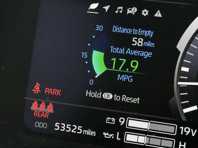 Used 2024 Toyota Tundra Limited w/ Power Package AWD/4WD image 17
