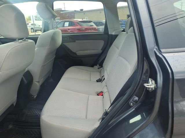 Used 2016 Subaru Forester 2.5i Premium w/ All-Weather Package AWD/4WD image 11