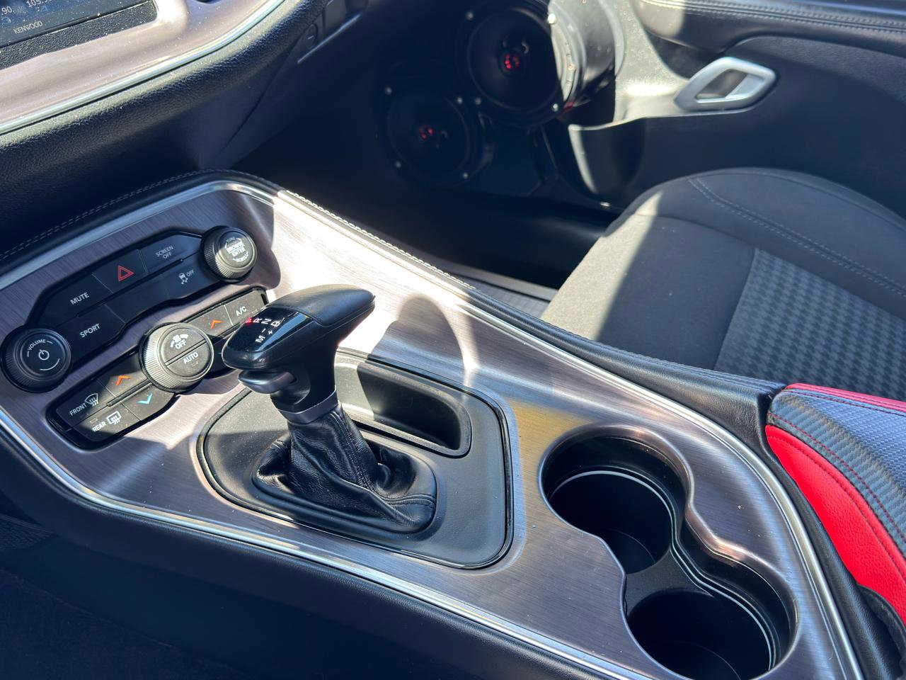 Used 2018 Dodge Challenger R/T image 32