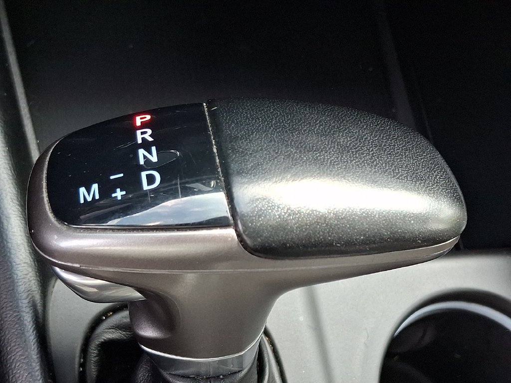 Used 2022 Dodge Durango SXT w/ Blacktop Package AWD/4WD image 17