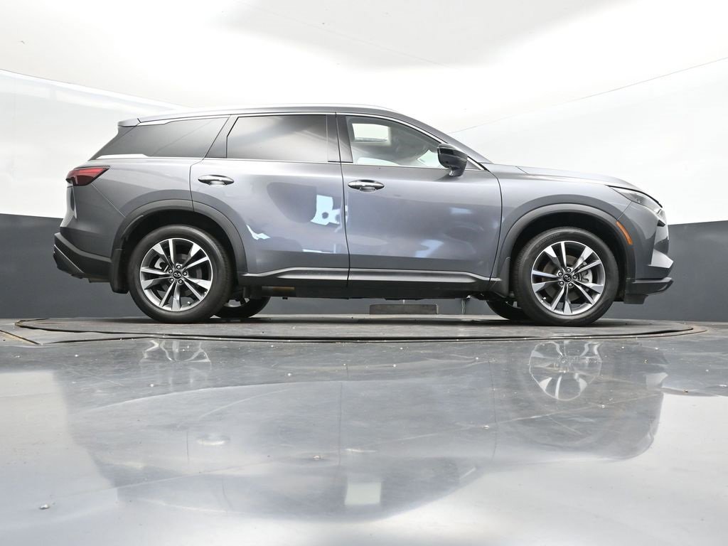 Certified 2025 INFINITI QX60 Luxe image 45