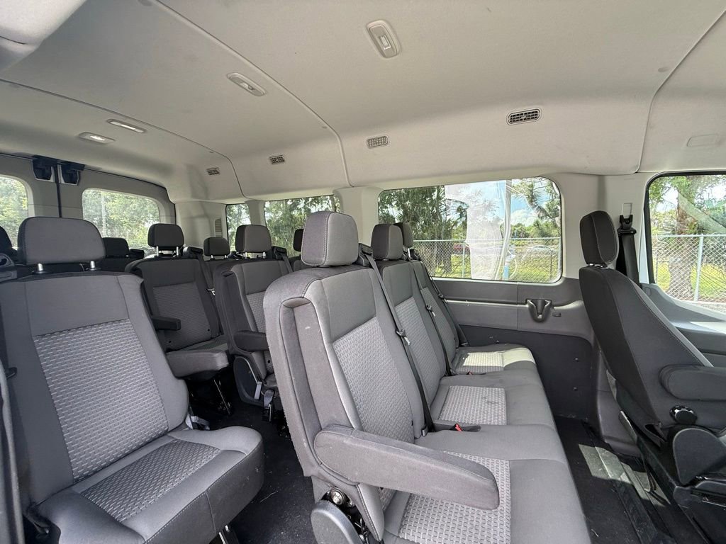 Used 2023 Ford Transit 350 XLT image 15