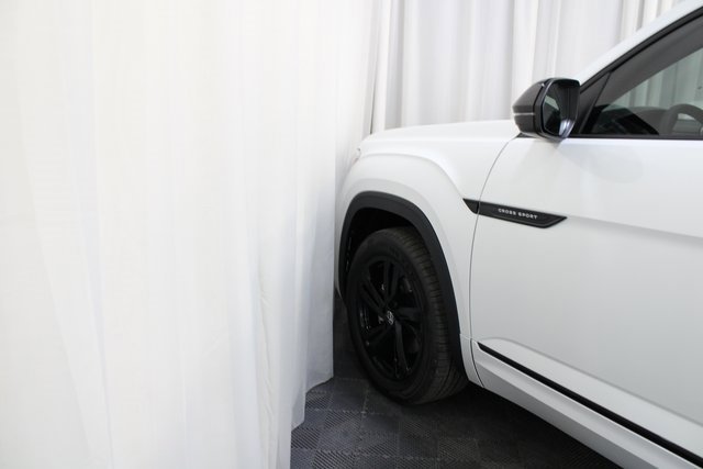 New 2026 Volkswagen Atlas Cross Sport SEL R-Line image 20