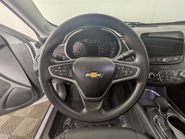Used 2023 Chevrolet Malibu LT image 16