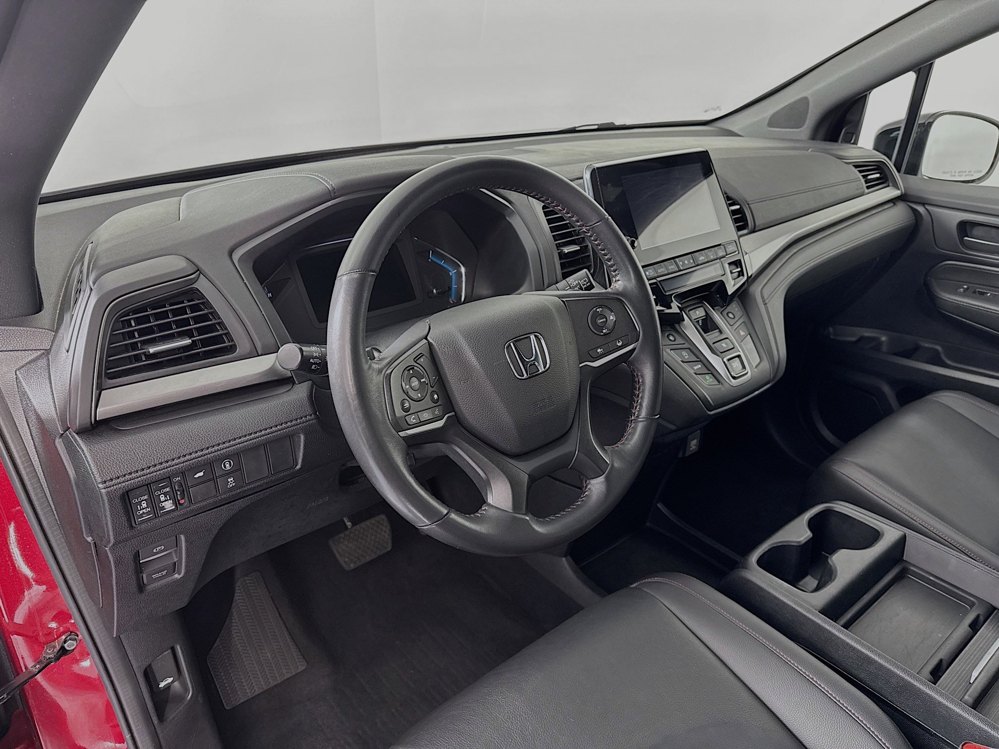 Certified 2023 Honda Odyssey Sport image 9
