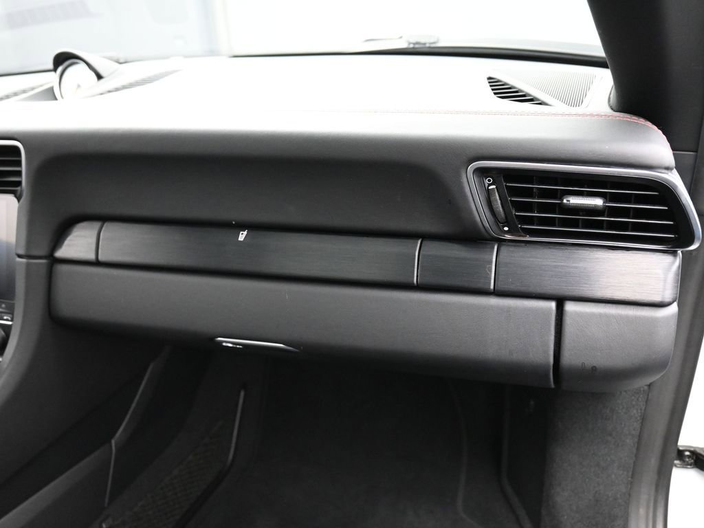 Certified 2019 Porsche 911 Targa 4 GTS image 32