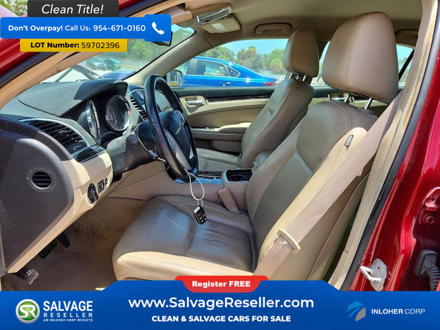 Used 2011 Chrysler 300 Limited RWD image 9