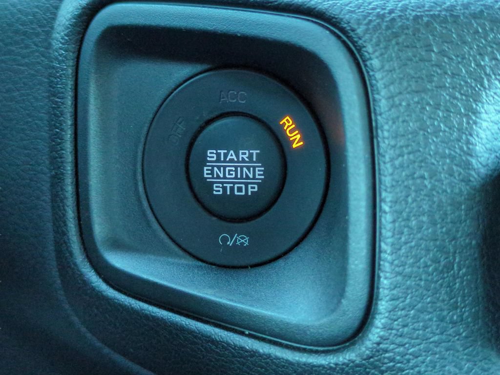 Used 2024 Jeep Wrangler Unlimited AWD/4WD image 21