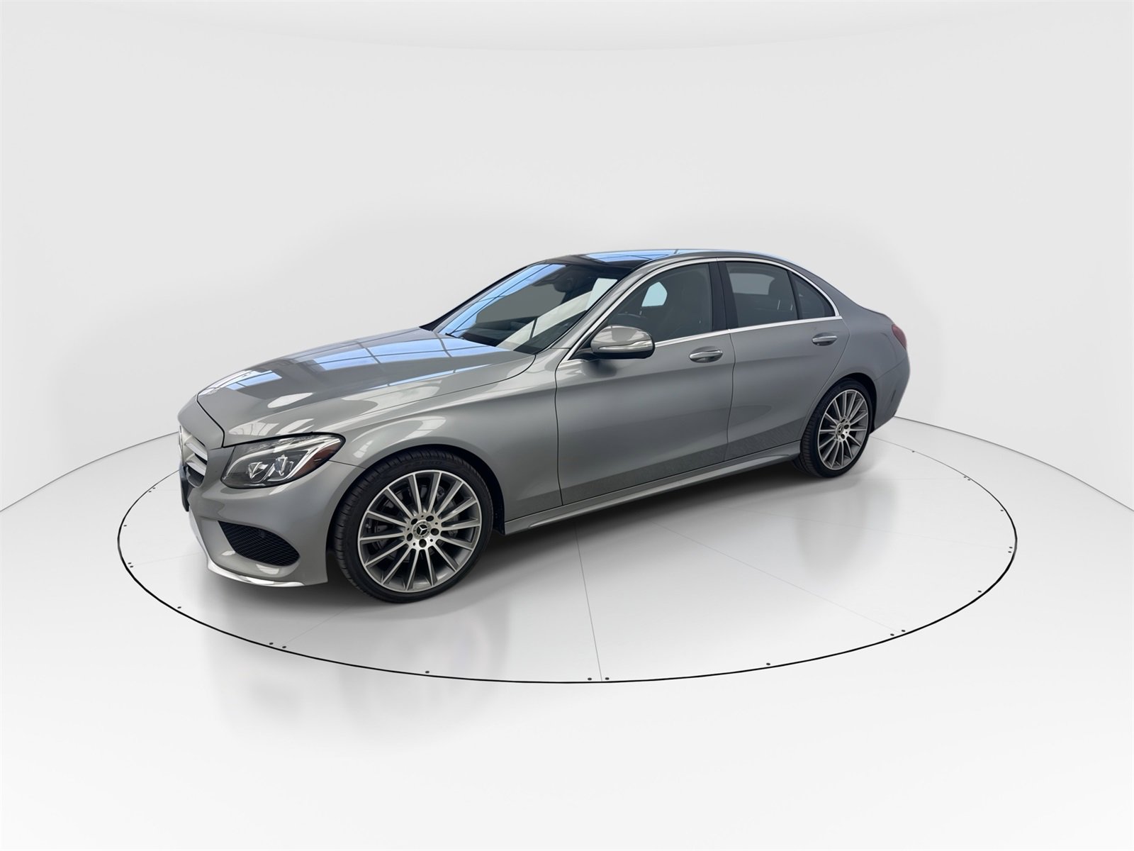 Used 2015 Mercedes-Benz C 400 4MATIC w/ Multimedia Package image 4