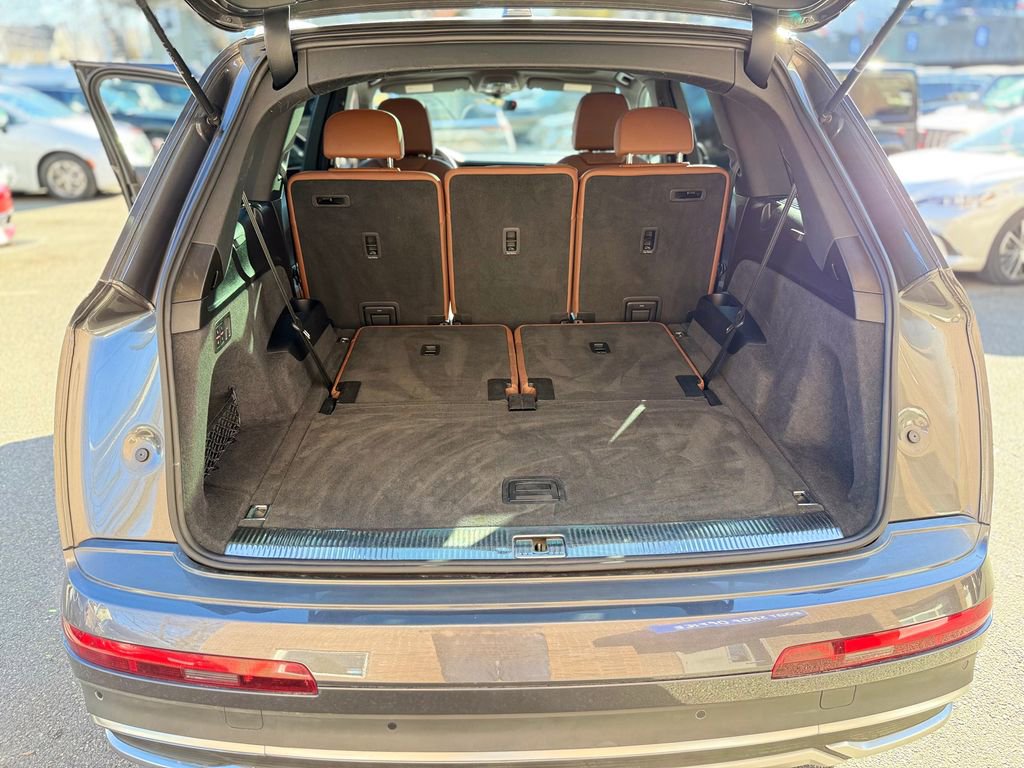 Used 2022 Audi Q7 2.0T Premium image 32