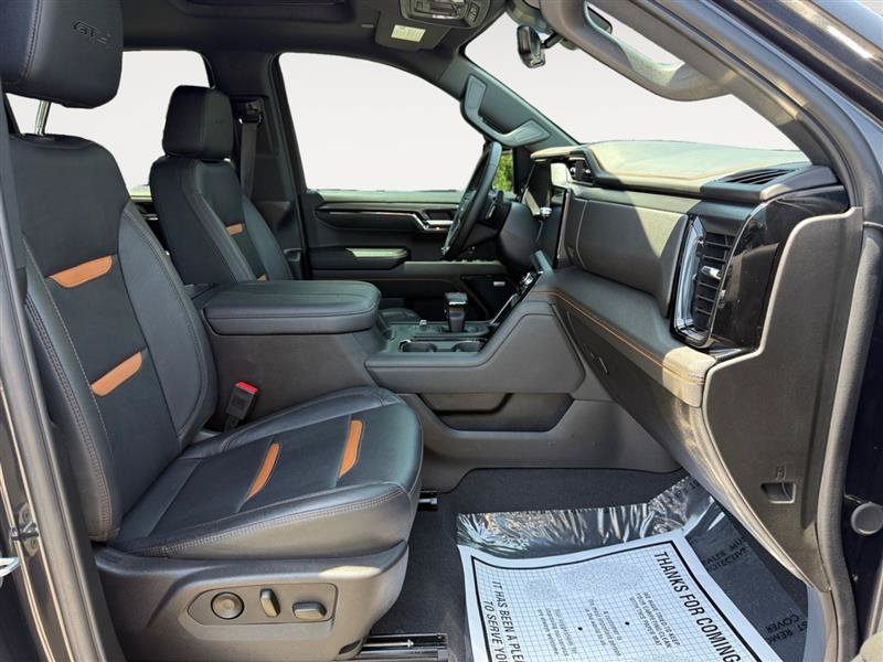 Used 2024 GMC Sierra 1500 AT4 w/ Technology Package AWD/4WD image 18