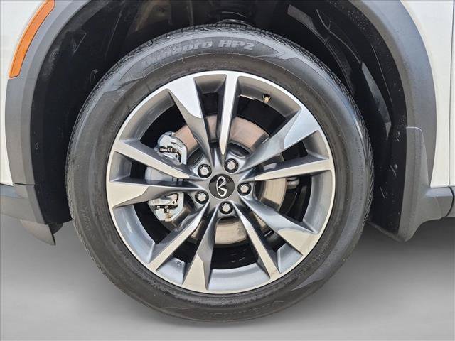 Used 2025 INFINITI QX60 Luxe FWD image 26