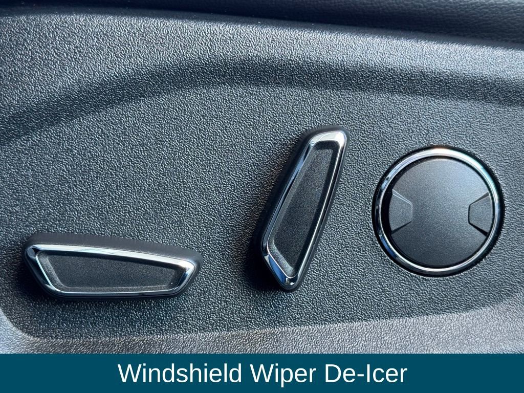 Used 2019 Ford Edge SEL w/ Equipment Group 201A image 21