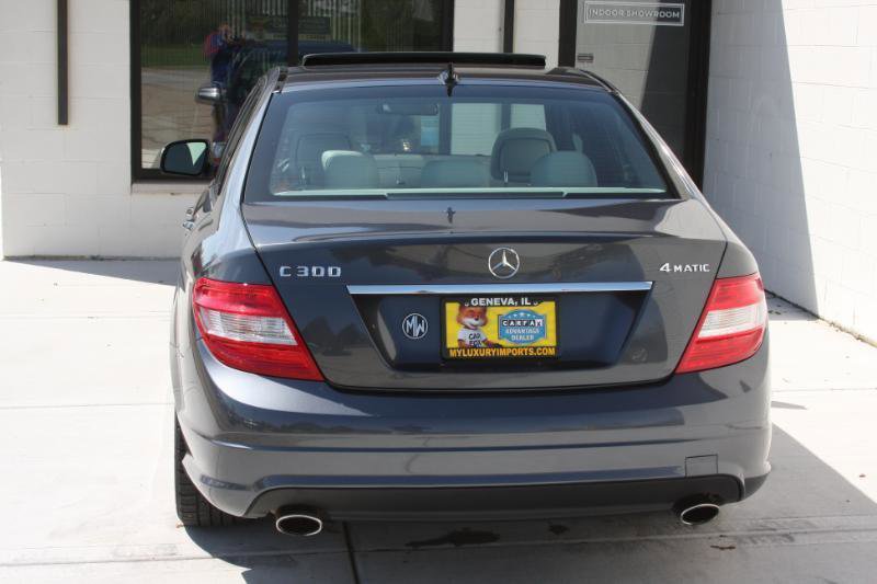 Used 2009 Mercedes-Benz C 300 Sport image 9