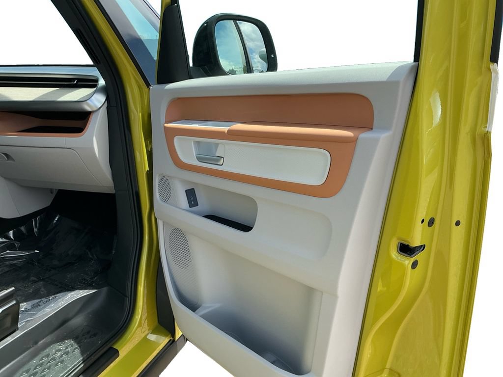 New 2025 Volkswagen ID. Buzz 1st Edition RWD image 16