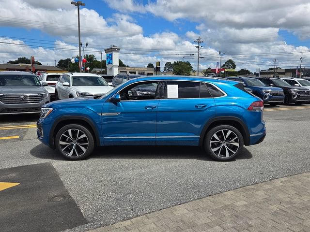 Used 2025 Volkswagen Atlas Cross Sport SEL Premium R-Line AWD/4WD image 4