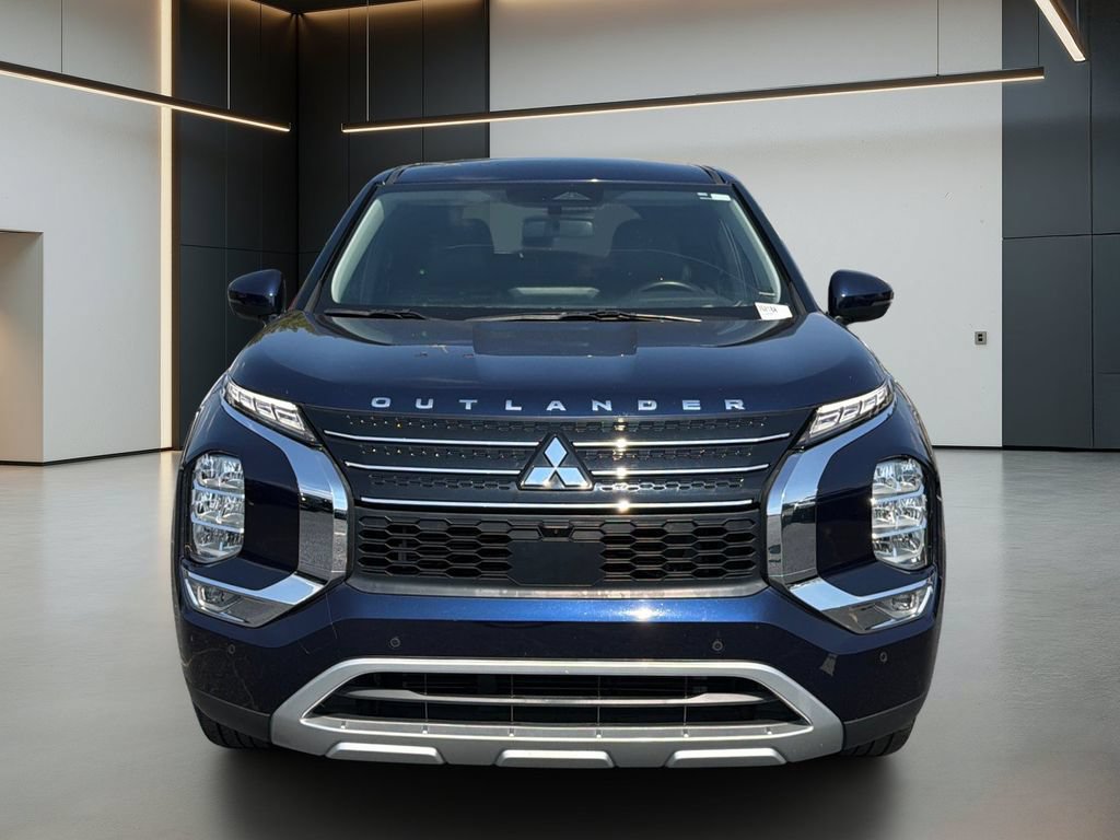 Used 2023 Mitsubishi Outlander SE FWD image 9