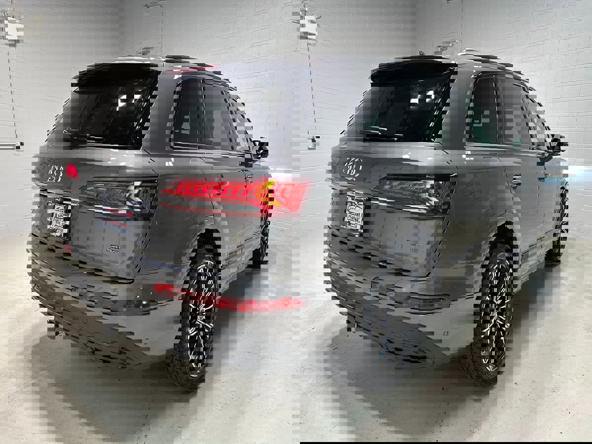 Used 2021 Audi Q7 3.0T Premium Plus w/ Executive Package image 6