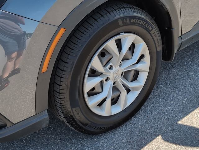 Used 2024 Honda CR-V LX image 11