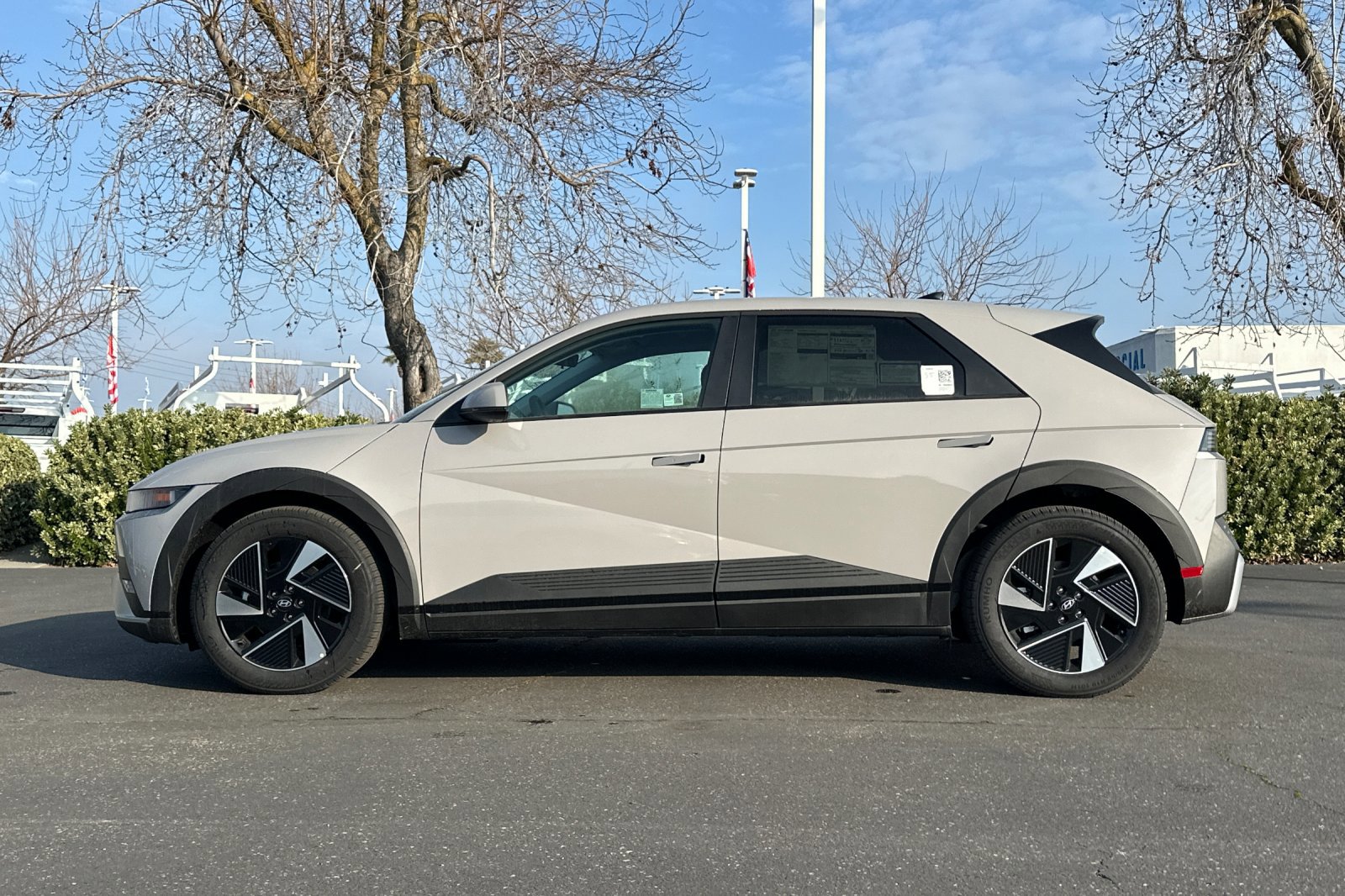 New 2026 Hyundai Ioniq 5 SE image 7