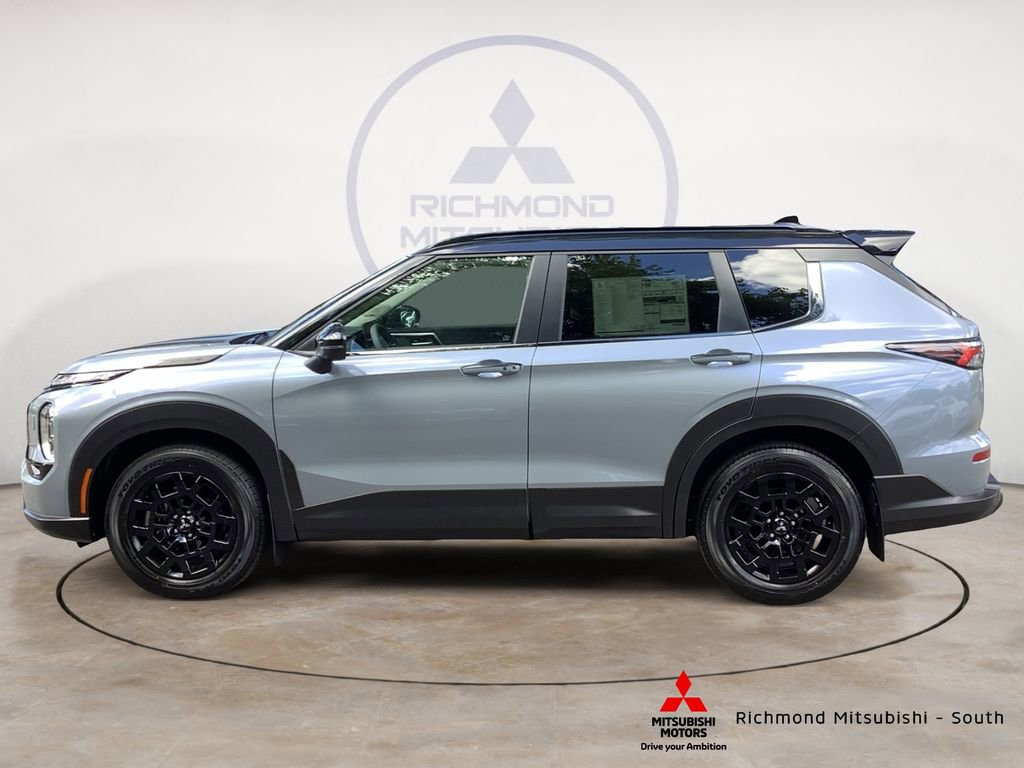 New 2025 Mitsubishi Outlander SE image 6