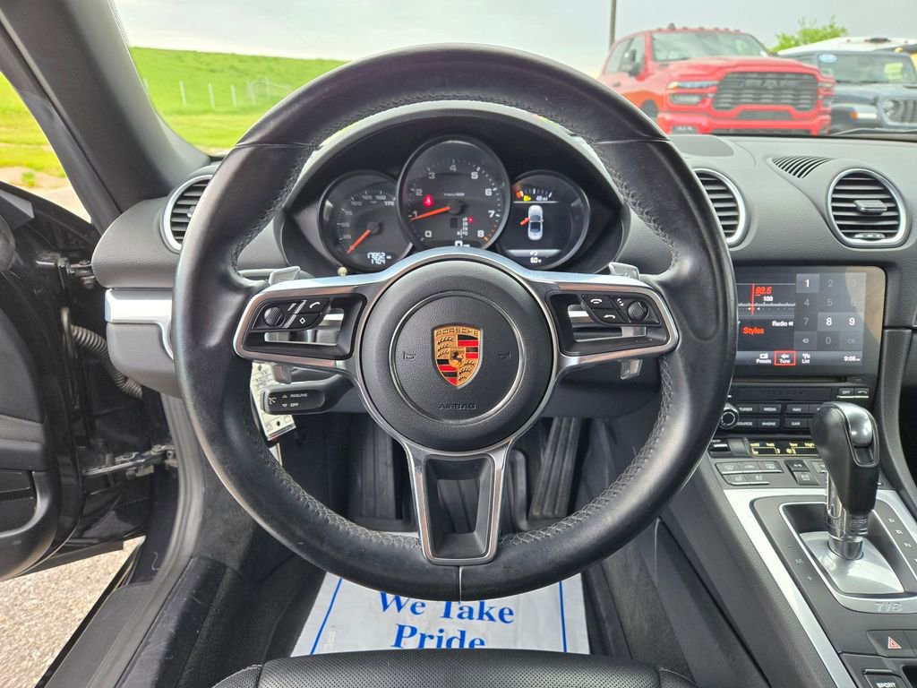 Used 2019 Porsche 718 Boxster RWD image 18
