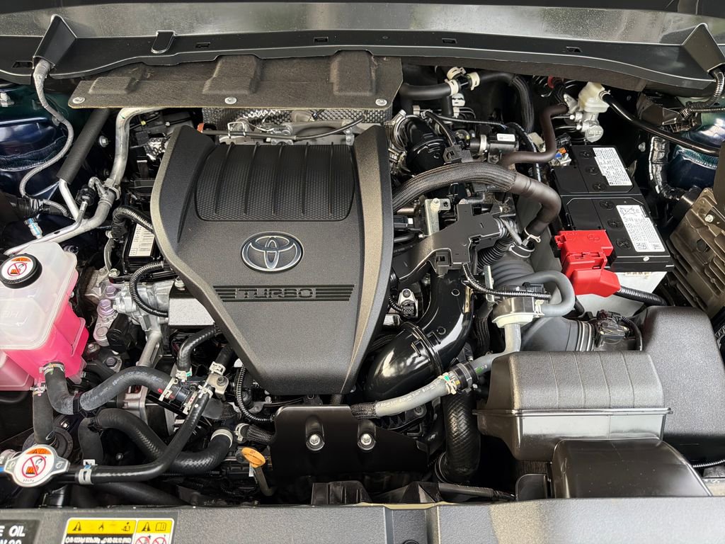 Used 2024 Toyota Grand Highlander FWD image 15