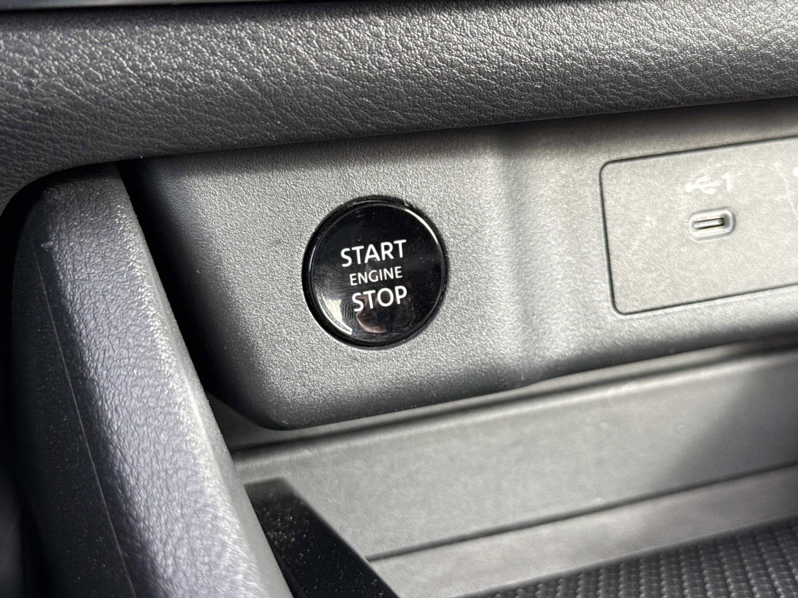 Certified 2025 Nissan Rogue S image 19