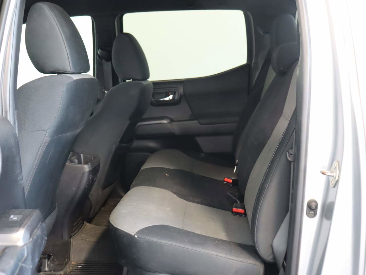 Used 2021 Toyota Tacoma TRD Sport w/ Technology Package RWD image 14