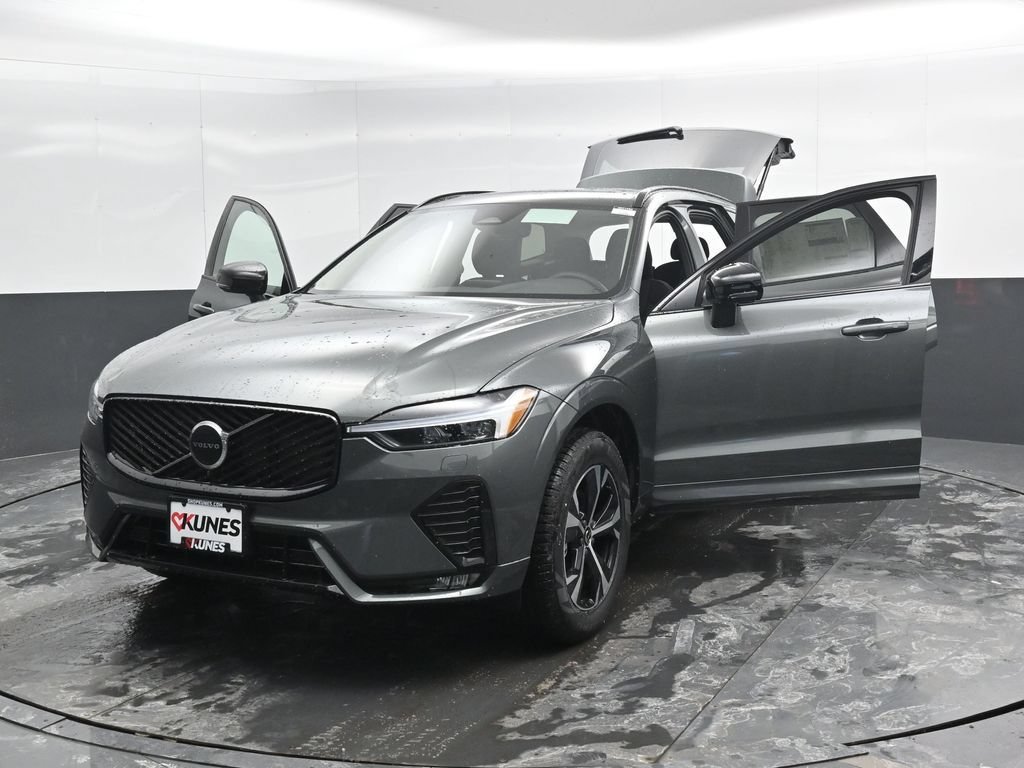 New 2026 Volvo XC60 B5 Core w/ Protection Package Premier AWD/4WD image 46