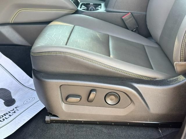 Used 2024 Chevrolet Colorado ZR2 w/ ZR2 Convenience Package III AWD/4WD image 18