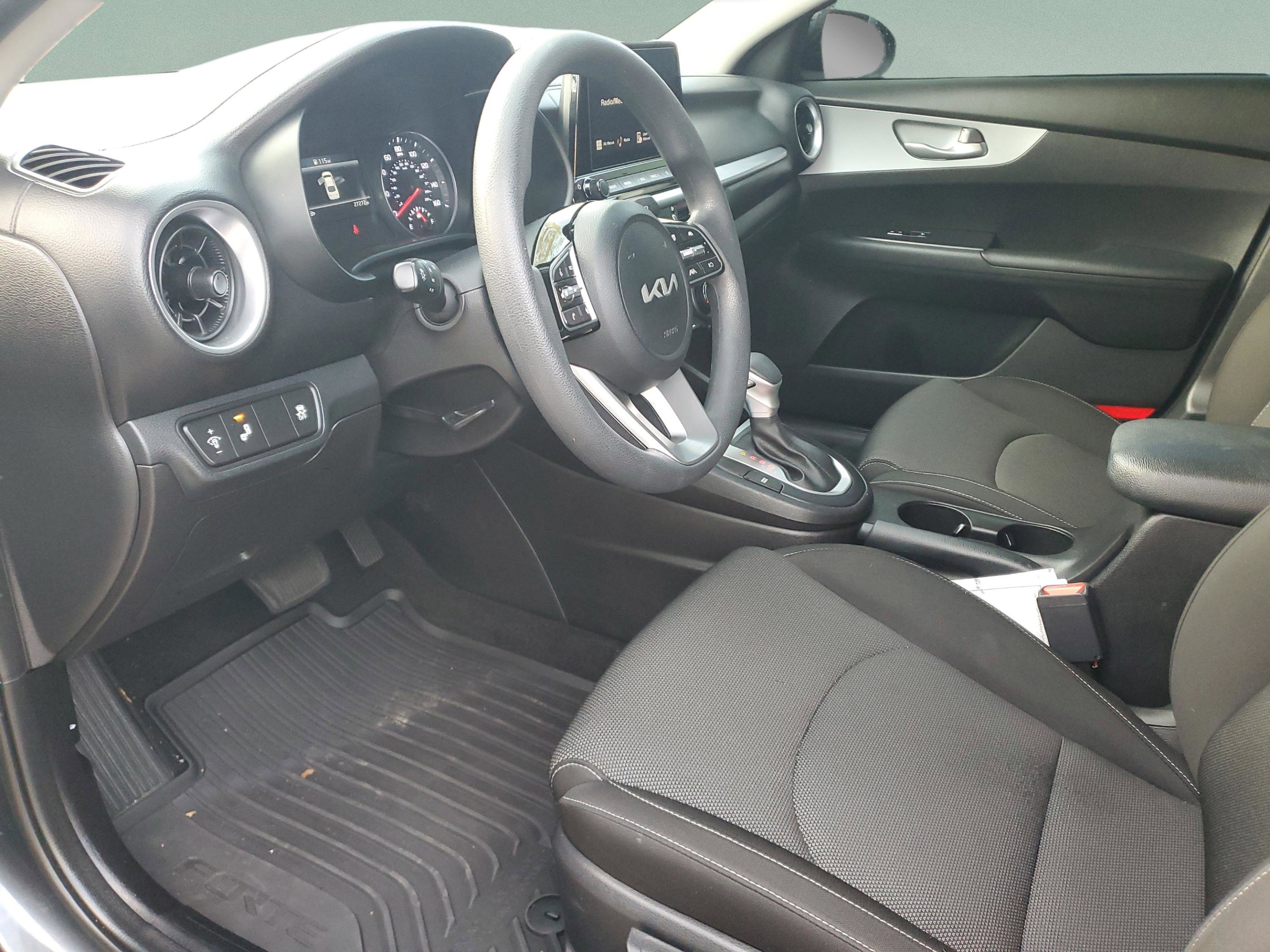 Certified 2023 Kia Forte LXS w/ LXS Technology Package image 17