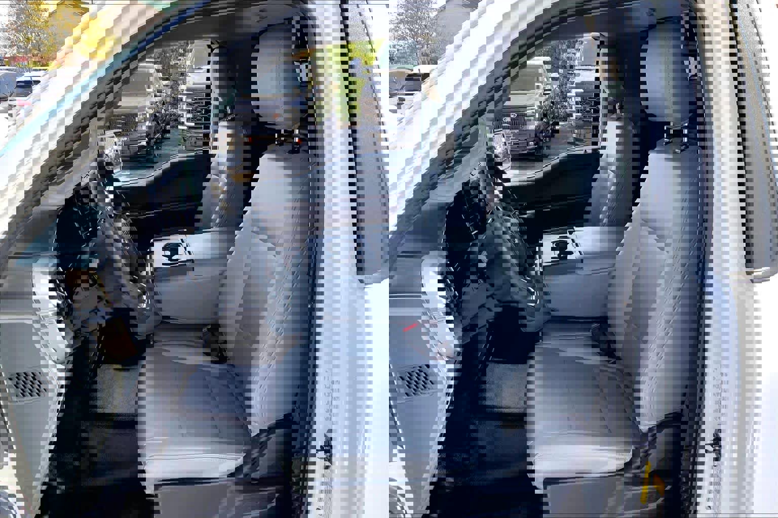 Certified 2022 Ford F150 XL w/ Trailer Tow Package RWD image 7