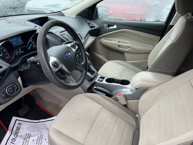 Used 2015 Ford Escape SE image 9