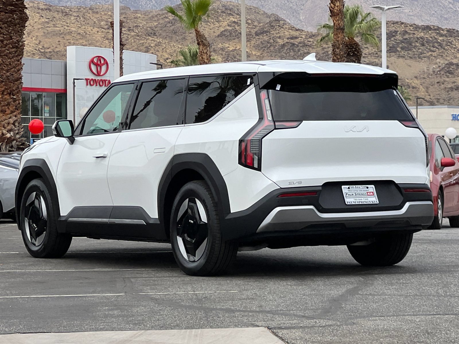 Certified 2024 Kia EV9 Light Long Range RWD image 5