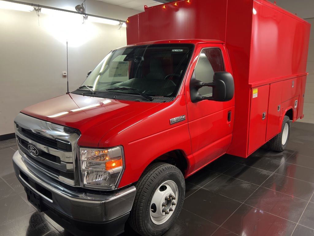 New 2026 Ford E-350 and Econoline 350 Super Duty w/ Power Equipment Group image 3