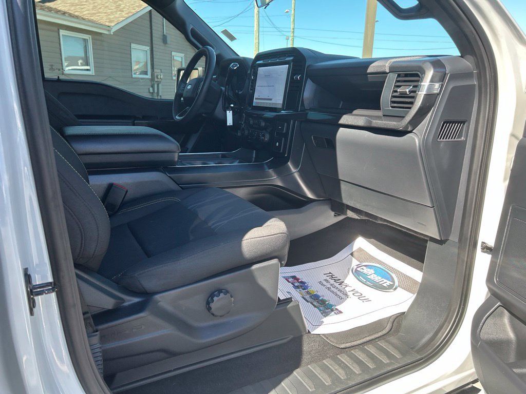 Used 2024 Ford F150 STX AWD/4WD image 44
