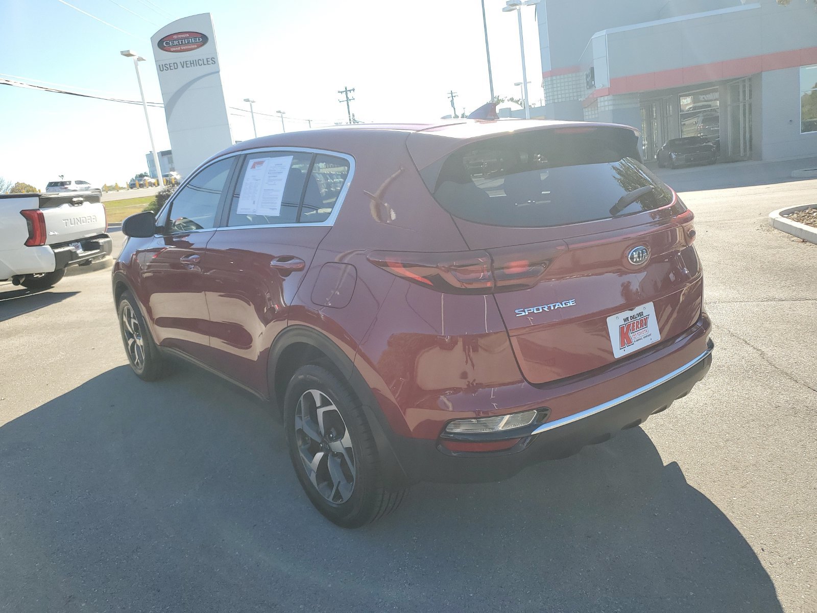 Used 2021 Kia Sportage LX FWD image 3