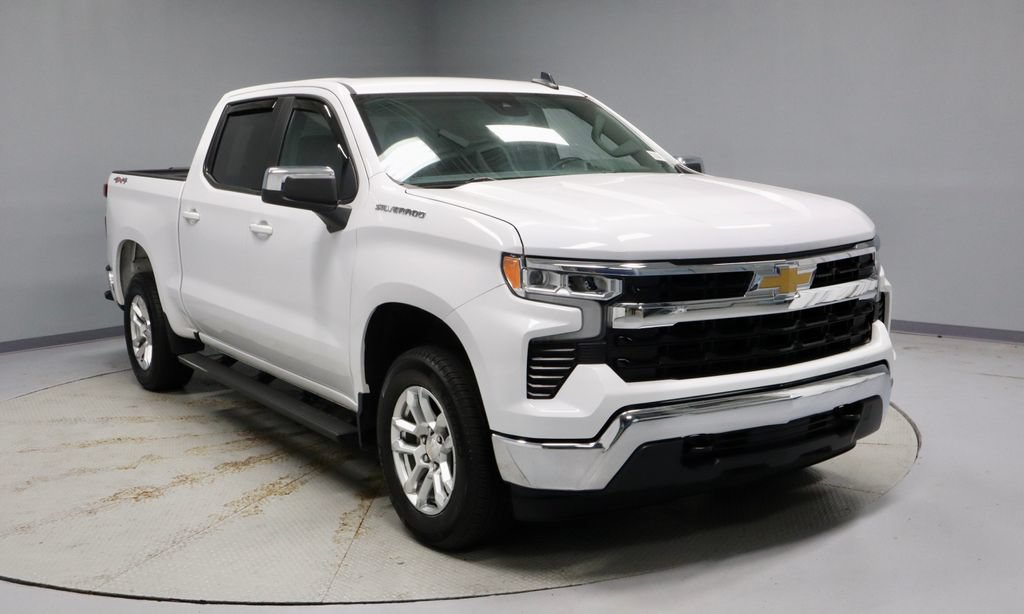 Used 2023 Chevrolet Silverado 1500 LT AWD/4WD image 1