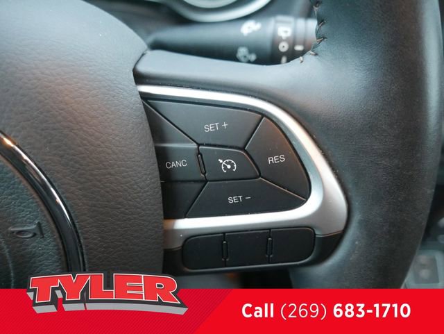 Used 2018 Jeep Compass Latitude w/ Cold Weather Group image 28