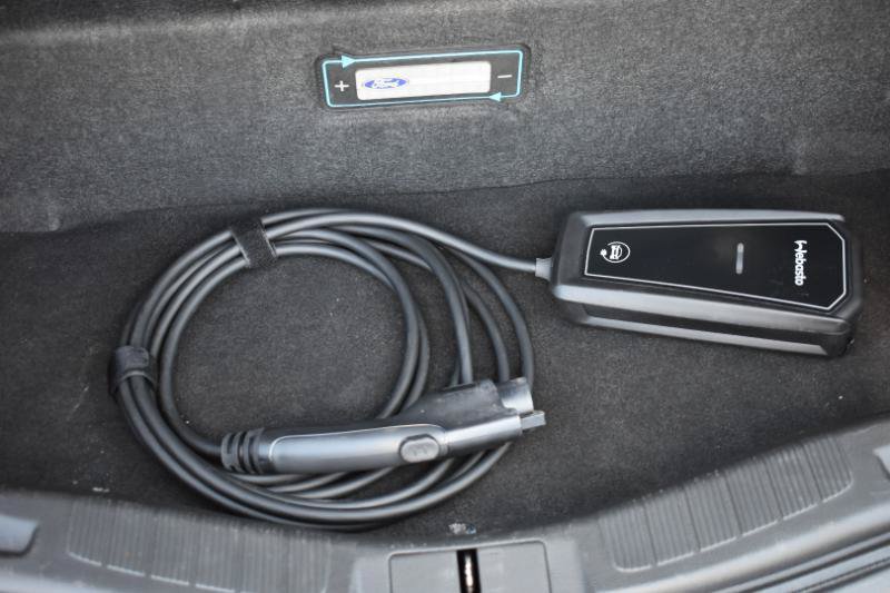 Used 2013 Ford Fusion Energi Titanium w/ Driver Assist Pkg FWD image 9